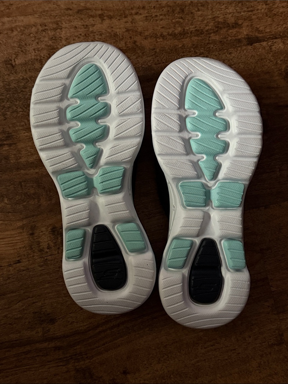 Skechers Navy Blue and White Foamies Casual Flip Flops size 7 - Picture 3 of 5